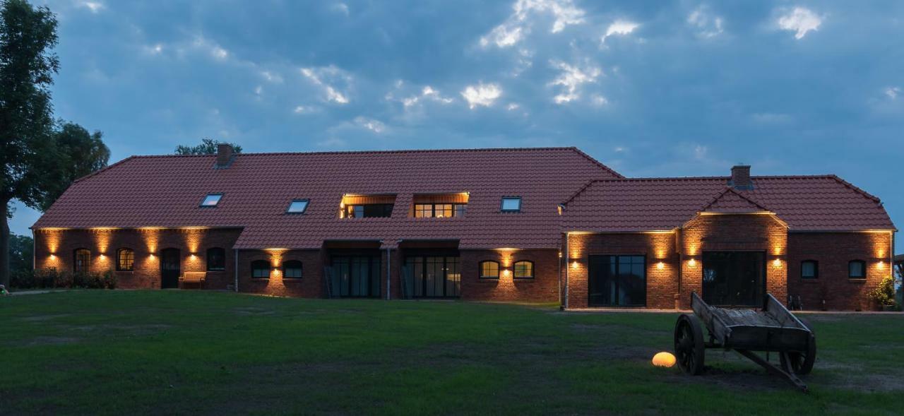 Ferienwohnung Hayungshaus Esens Exterior foto