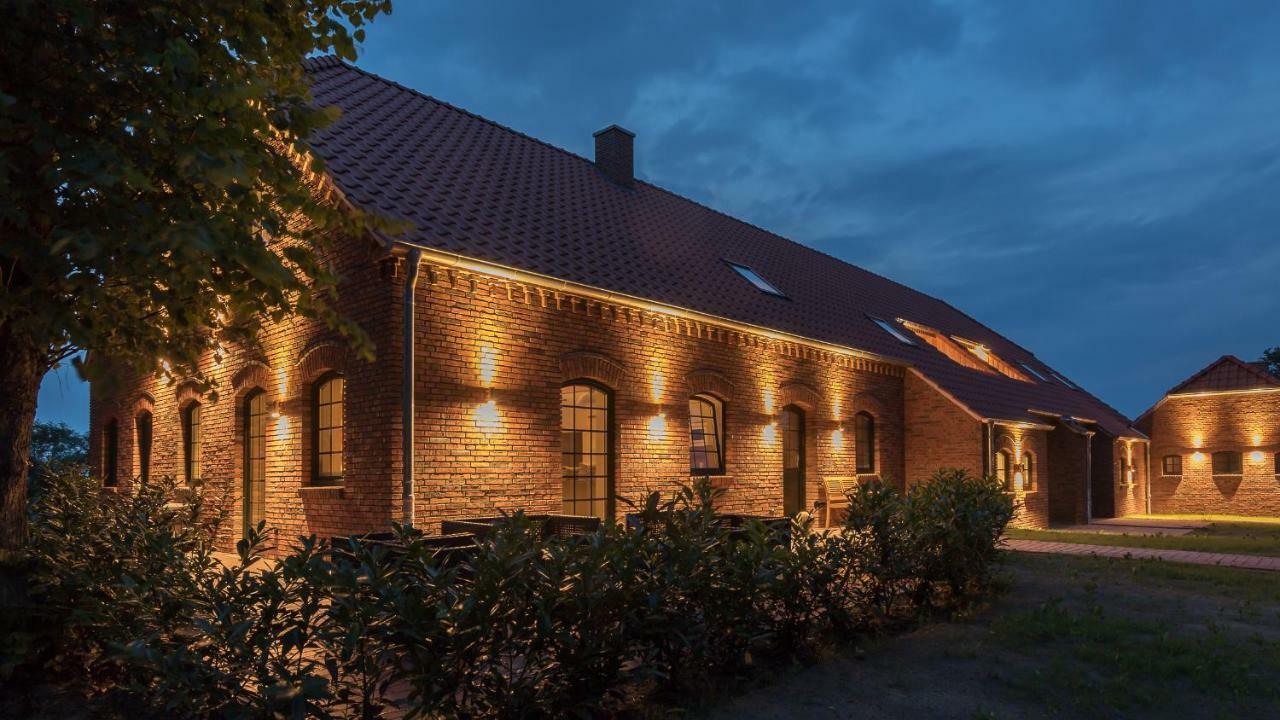Ferienwohnung Hayungshaus Esens Exterior foto